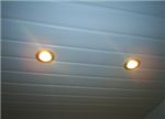 Точечные светильники в потолке