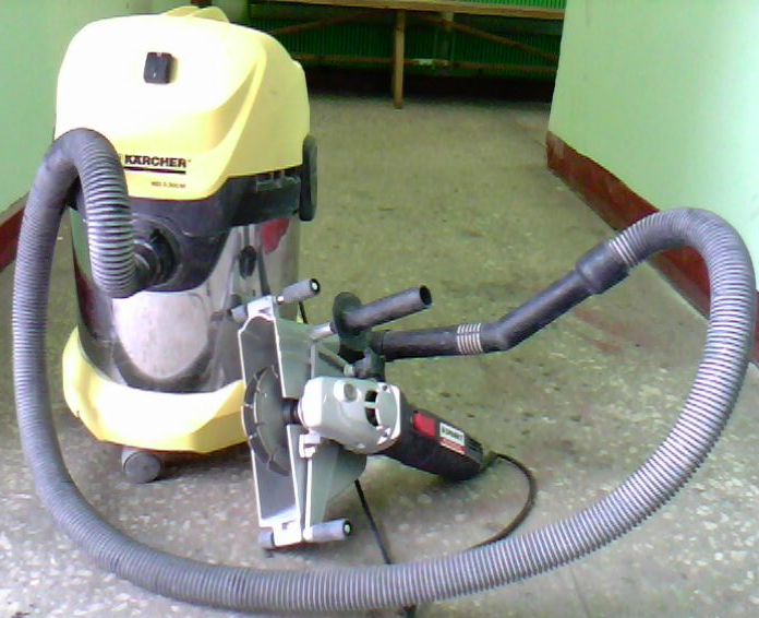 Штроборез с пылесосом для работ по электрике